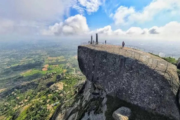 Travel | ನಗರದ ಗದ್ದಲದಾಚೆ ಒಂದು ದಿನ: ಬೆಂಗಳೂರಿನ ಈ ಸೈಡ್ ನೋಡಿದ್ದೀರಾ? ಇಲ್ಲಾಂದ್ರೆ ಈಗ್ಲೇ ಟ್ರಿಪ್ ಪ್ಲಾನ್ ಮಾಡಿ!